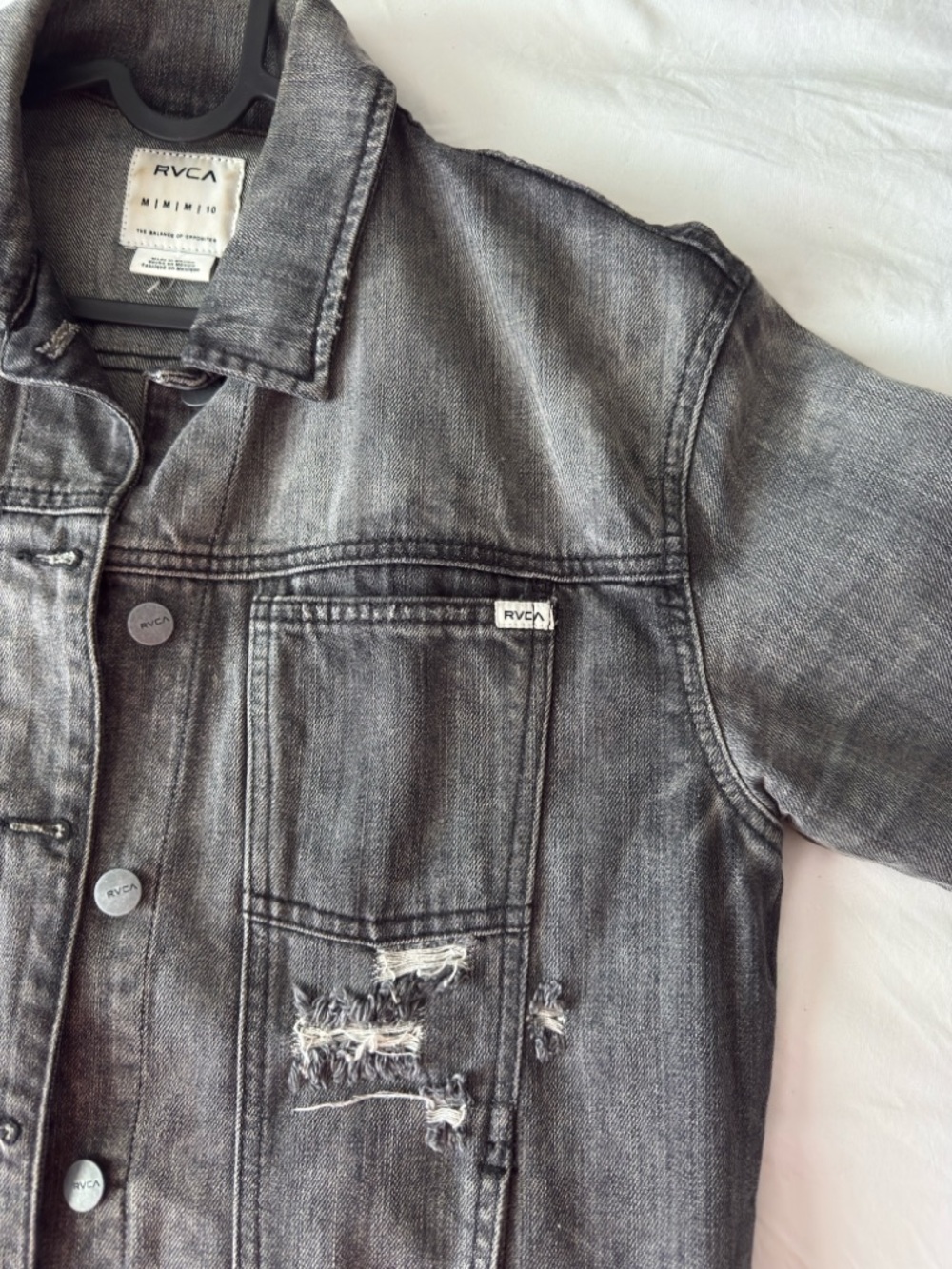 RVCA Washed Black Distressed Denim Jacket Size M Oversized Streetwear - Picture 2 of 4